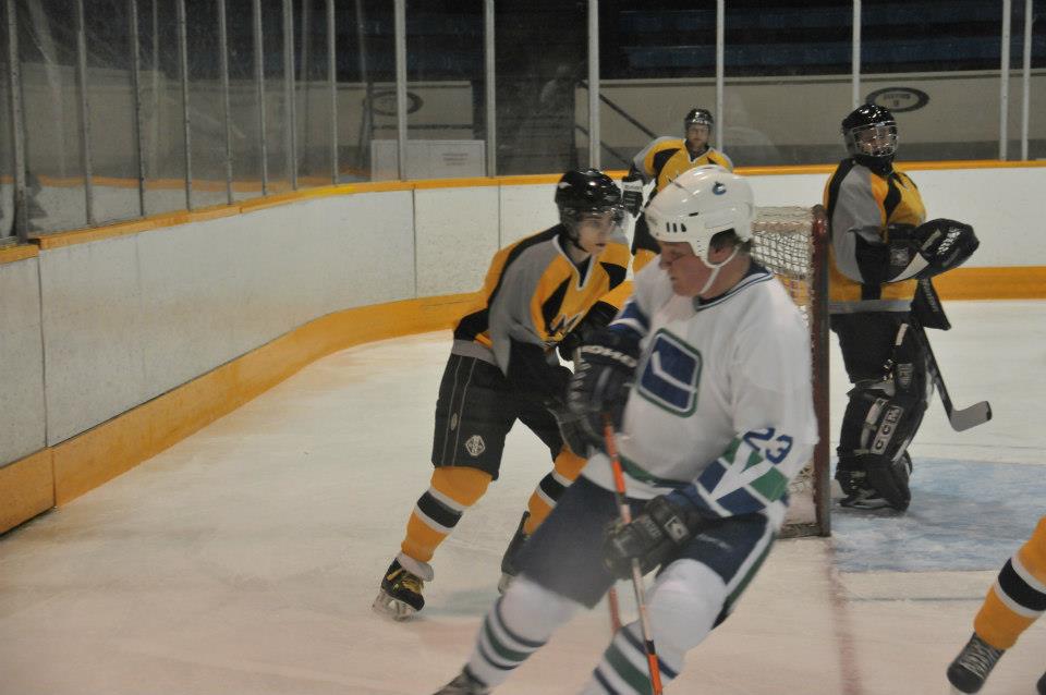 Pictures from Canucks Alumni Game
