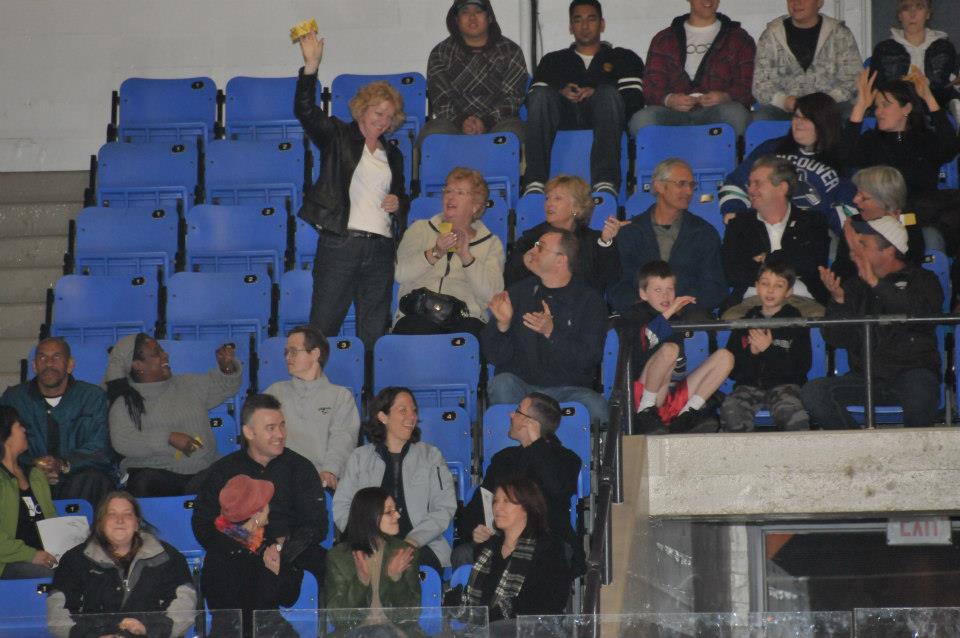 Pictures from Canucks Alumni Game