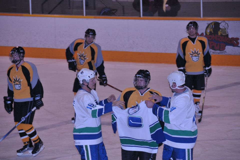 Pictures from Canucks Alumni Game