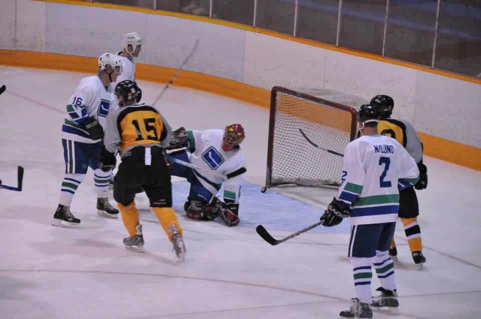 Pictures from Canucks Alumni Game
