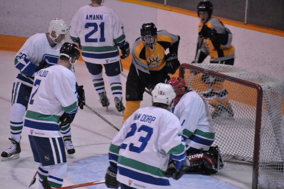 Pictures from Canucks Alumni Game