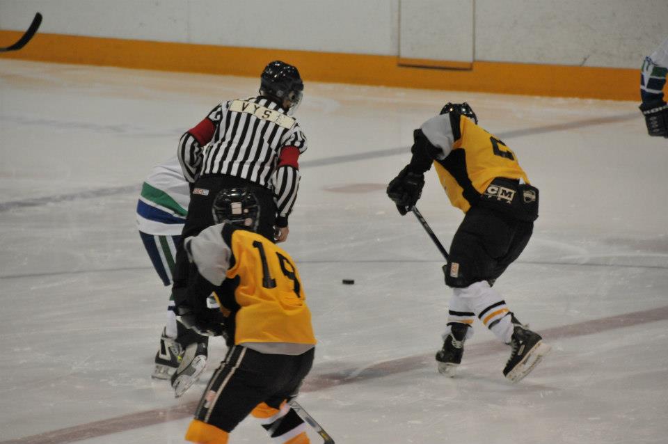 Pictures from Canucks Alumni Game