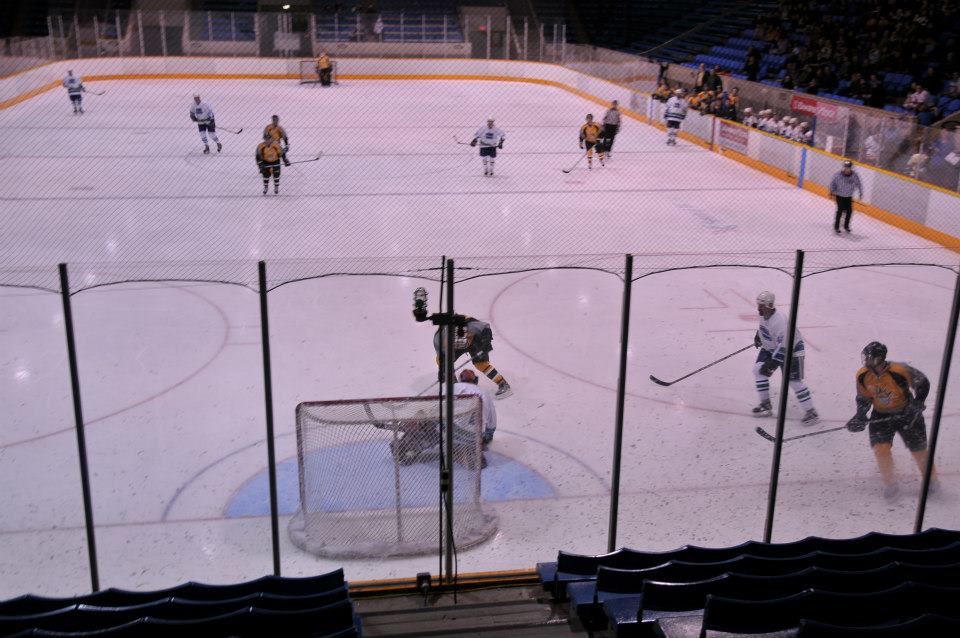 Pictures from Canucks Alumni Game