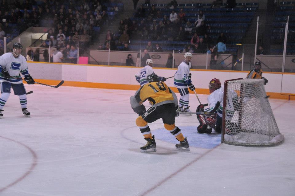 Pictures from Canucks Alumni Game