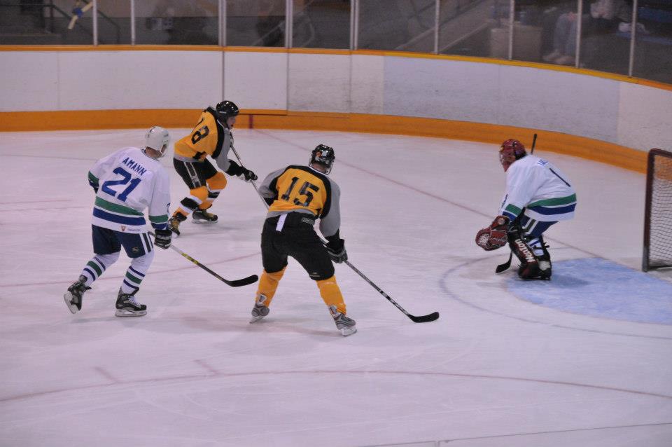 Pictures from Canucks Alumni Game