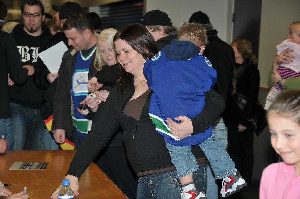 Pictures from Canucks Alumni Game