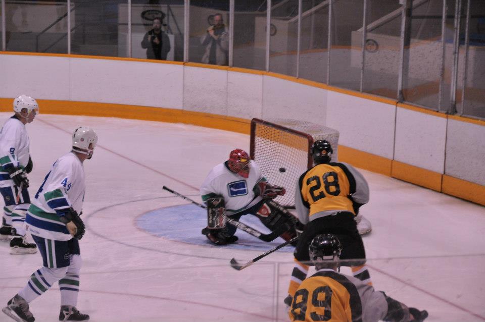 Pictures from Canucks Alumni Game