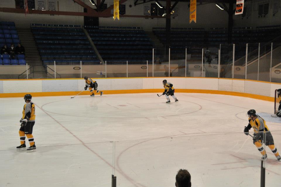 Pictures from Canucks Alumni Game