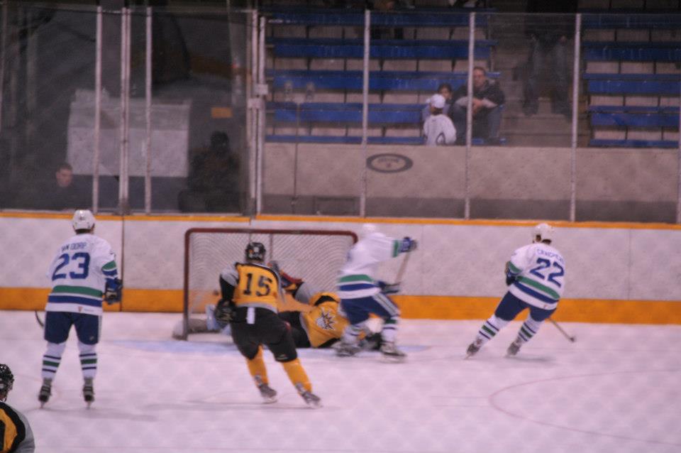 Pictures from Canucks Alumni Game