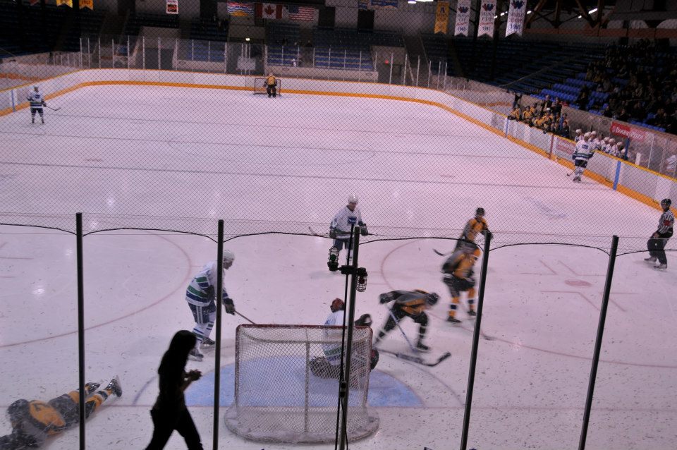 Pictures from Canucks Alumni Game