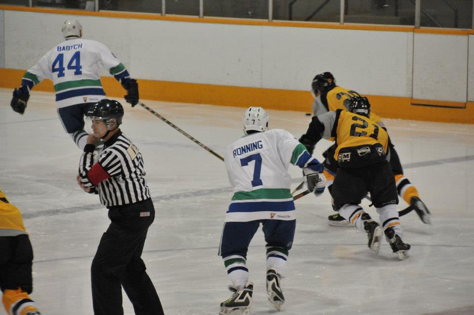 Pictures from Canucks Alumni Game