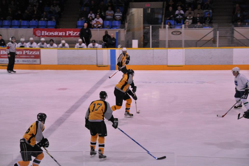 Pictures from Canucks Alumni Game