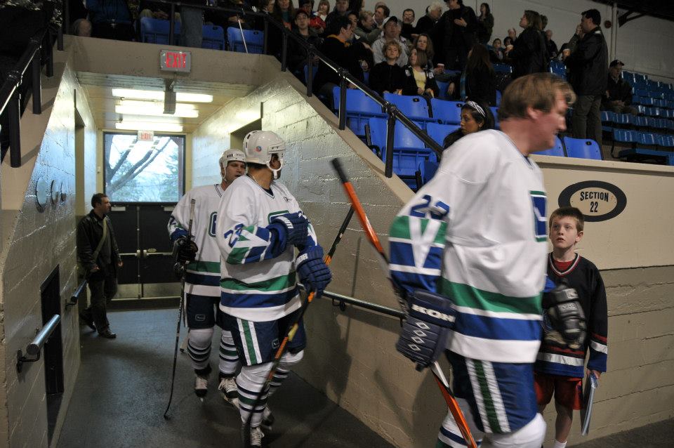 Pictures from Canucks Alumni Game