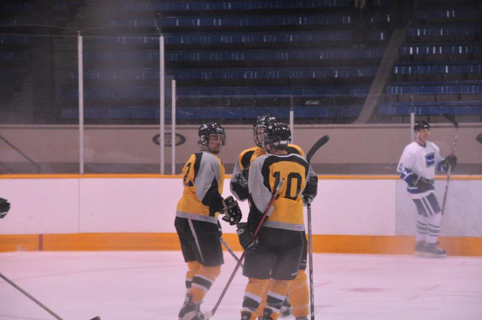 Pictures from Canucks Alumni Game