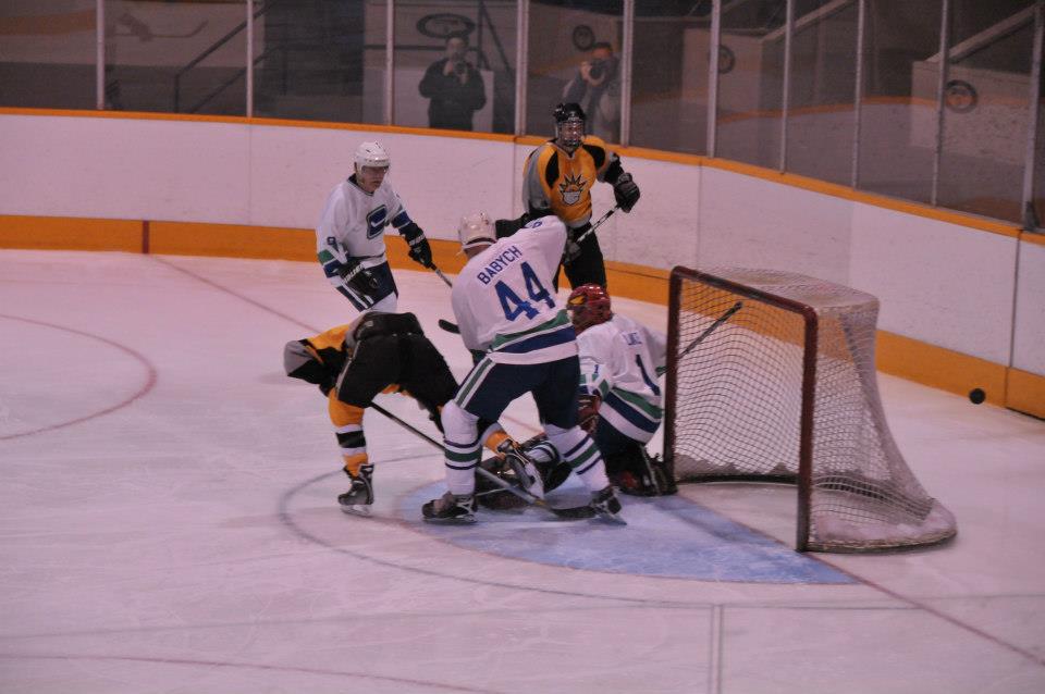 Pictures from Canucks Alumni Game
