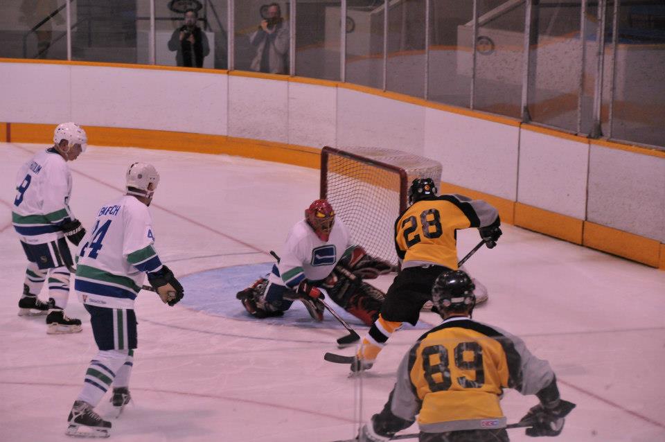 Pictures from Canucks Alumni Game